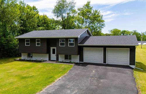3675 E Parkway, Knox, IN, 46534 | Card Image