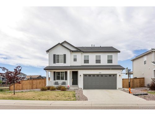 919 Undergrove Way, Aurora, CO, 80018-1872 | Card Image
