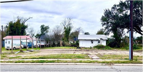 713 Miller Ave, Westlake, LA, 70669-5631 | Card Image