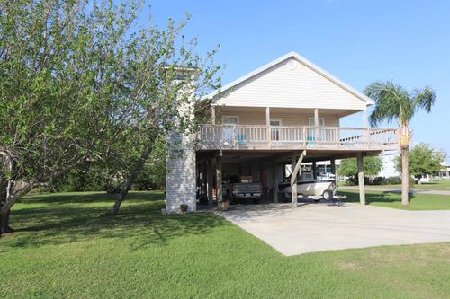 213 Birch Ln, Grand Isle, LA, 70358 | Card Image