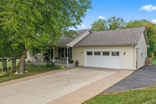 37379 2nd Ave, Dennison, MN, 55018-7253 | Card Image