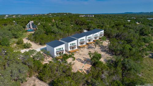 2-2004 Cedar Hill Dr, Spring Branch, TX, 78070-6803 | Card Image