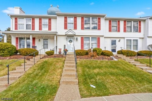 35 Liberty Ln, Franklin, NJ, 07416-2159 | Card Image