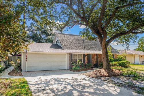 106 Fountain Dr, Slidell, LA, 70458-1532 | Card Image