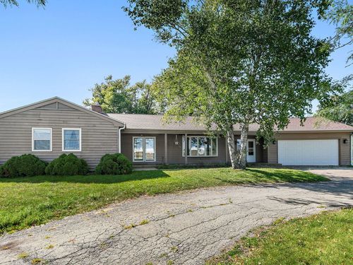 3011 4th St, Dekalb, IL, 60115-8760 | Card Image