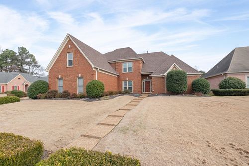 1560 Quail Pointe Cir E, Memphis, TN, 38120-1326 | Card Image