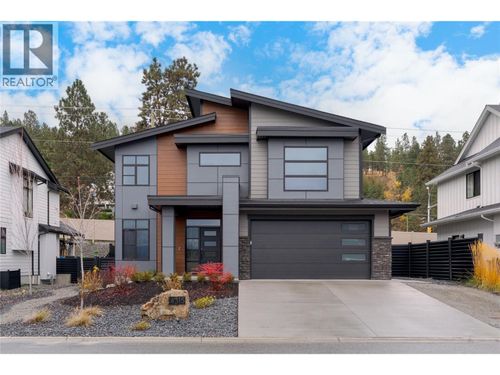 4315 Ladd Court, Kelowna, BC, V1W0B6 | Card Image