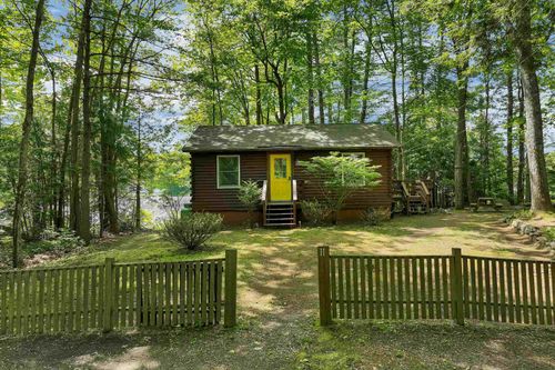 11 Robin Shore Dr, Canterbury, NH, 03224-2727 | Card Image