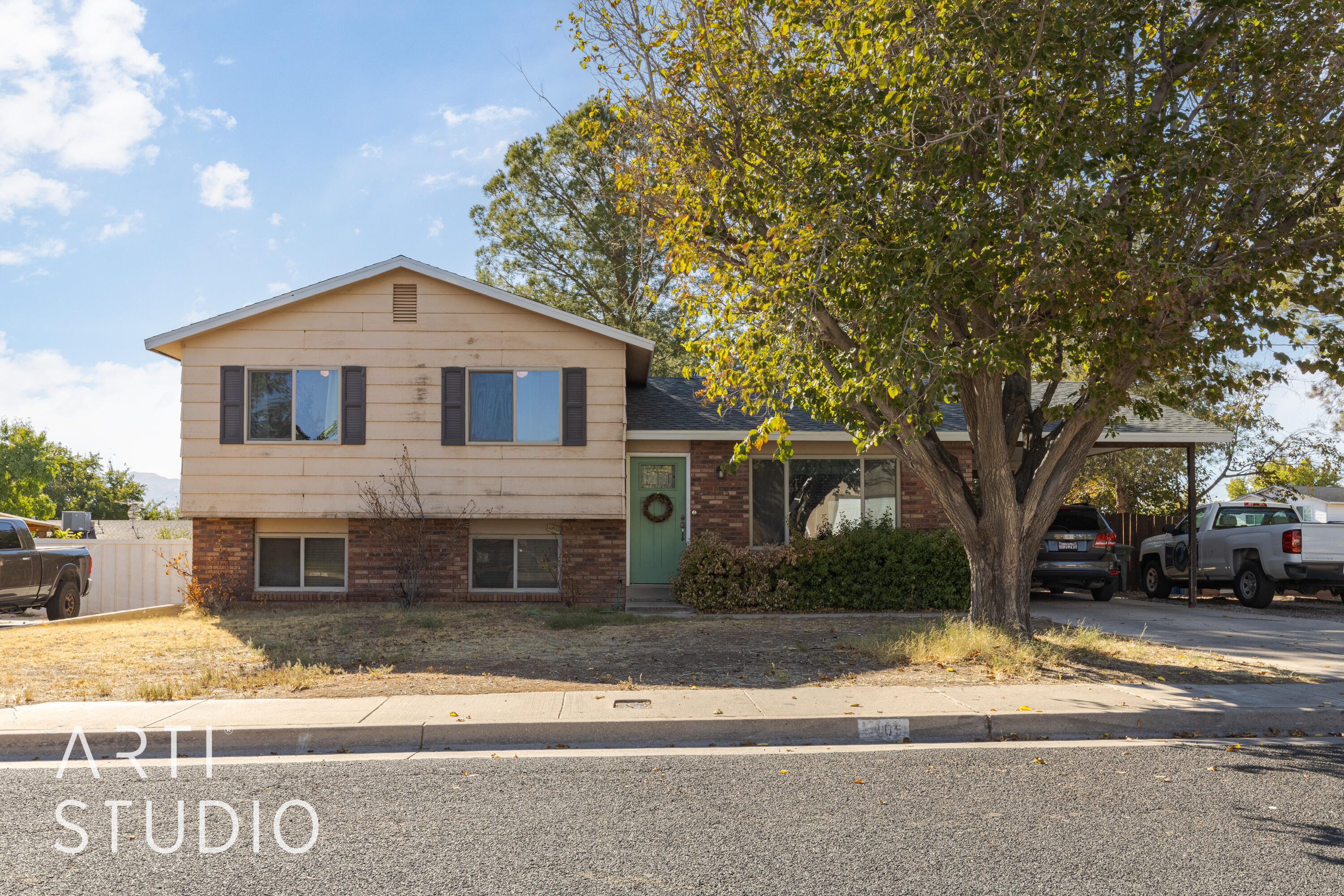 1280 , Saint George, UT 84770