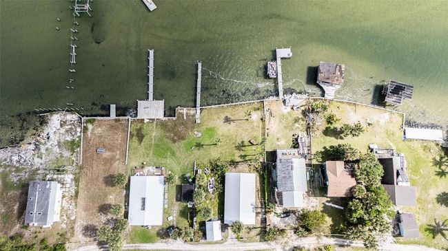 B - 8 Vip Is, House other with 2 bedrooms, 1 bathrooms and null parking in GRANT FL | Image 8