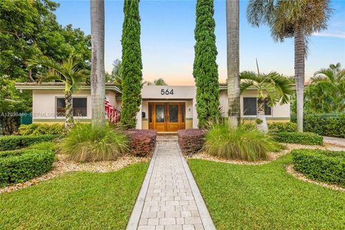 564 Palmetto Dr, Miami Springs, FL, 33166-5828 | Card Image