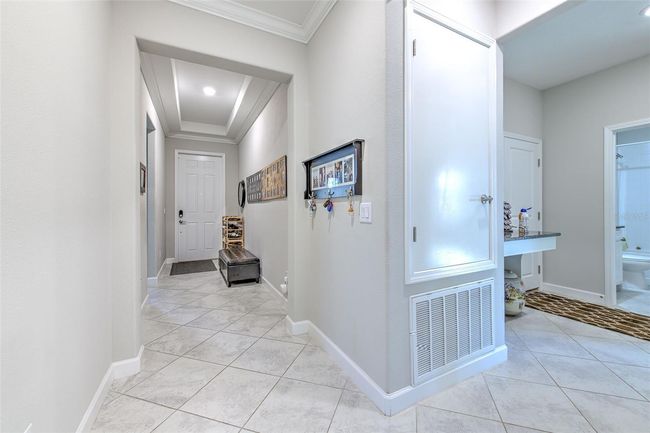 25200 Lambrusco Loop, House other with 4 bedrooms, 3 bathrooms and null parking in LUTZ FL | Image 11