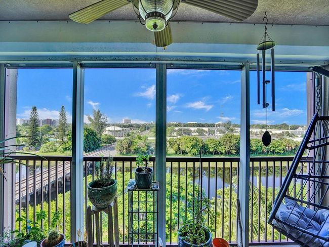 APT-601 - 2200 S Cypress Bend Dr, Condo with 2 bedrooms, 2 bathrooms and null parking in Pompano Beach FL | Image 61