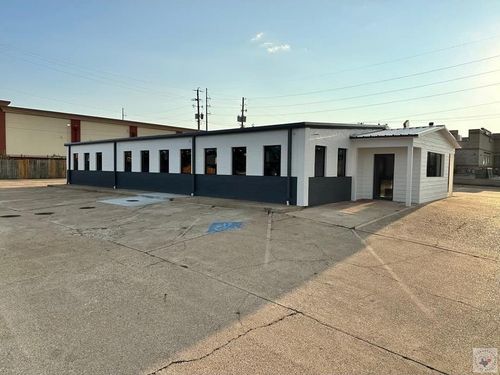 3920 N State Line Ave, Texarkana, AR, 71854-1935 | Card Image