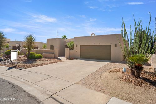 2045 Southern Star Loop, Las Cruces, NM, 88011-4079 | Card Image