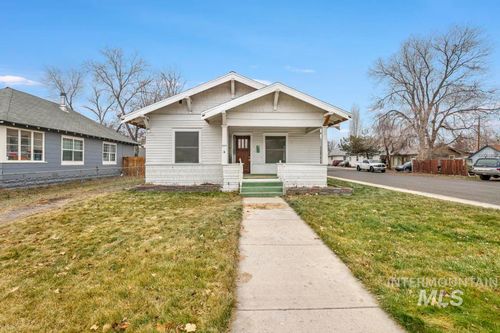 504 5th Ave E, Twin Falls, ID, 83301-7142 | Card Image