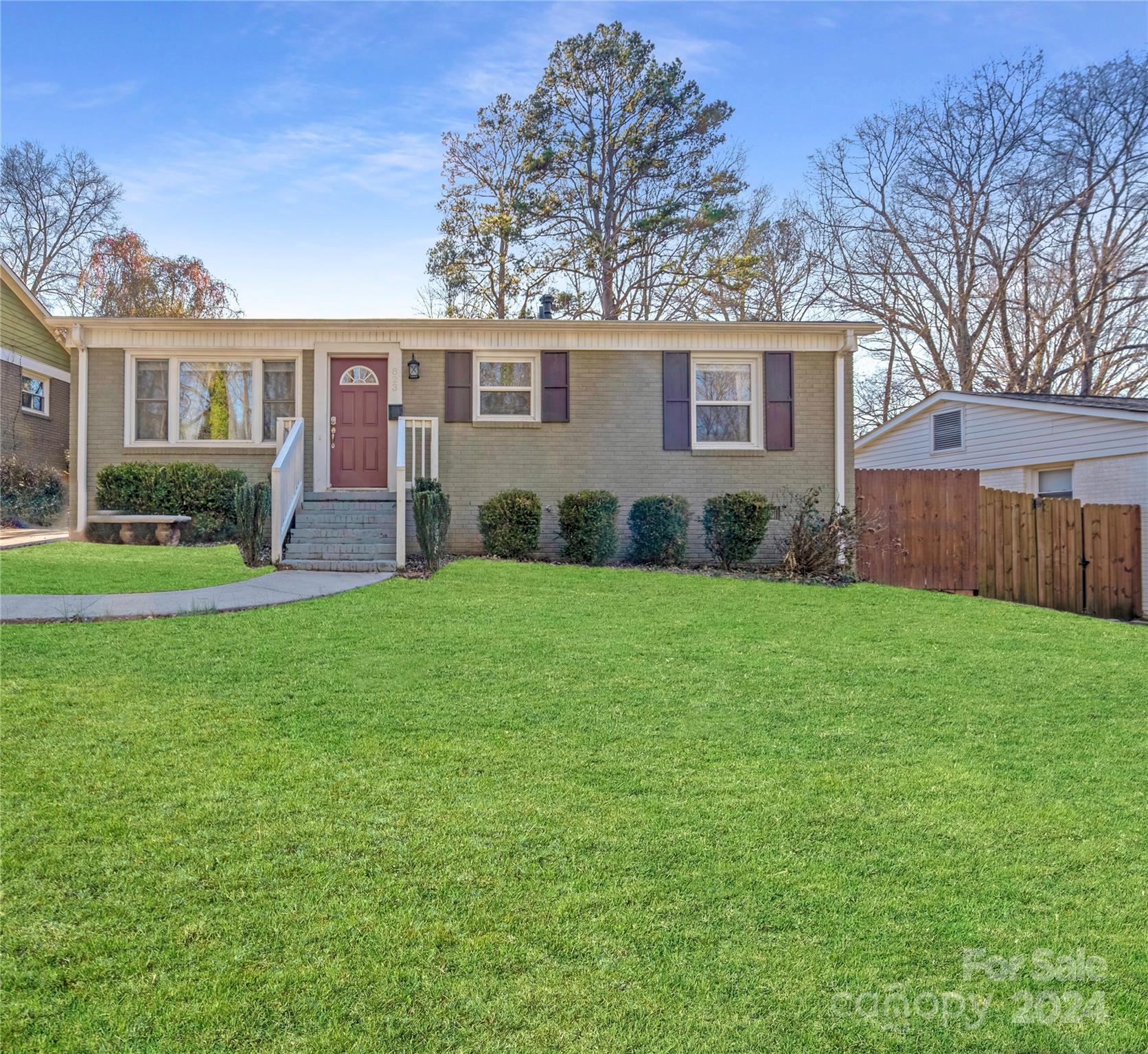 Spruce St, Charlotte, NC 28203