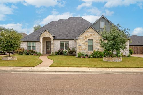 828 Day Star Dr, Hewitt, TX, 76643-3016 | Card Image