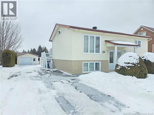 259 Marie St, Beresford, NB, E8K1P4 | Card Image