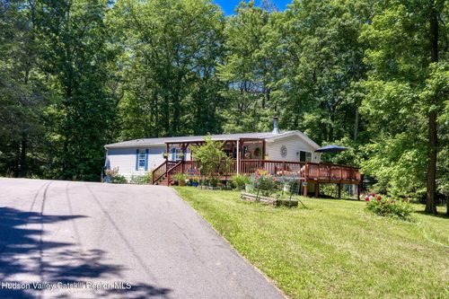 140 Gallis Hill Rd, Kingston, NY, 12401-7546 | Card Image