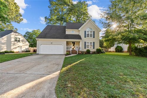 1009 Grantham Ln, Chesapeake, VA, 23322-9055 | Card Image