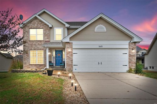 1665 Westlake Circle, Pacific, MO, 63069 | Card Image