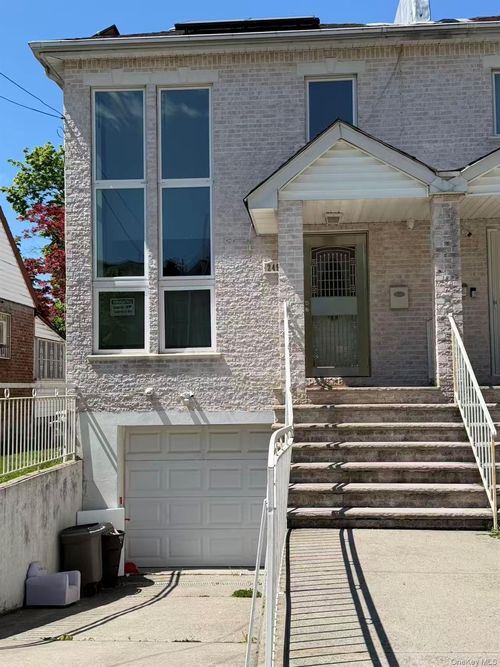 24975 57th Ave, Little Neck, NY, 11362-2058 | Card Image