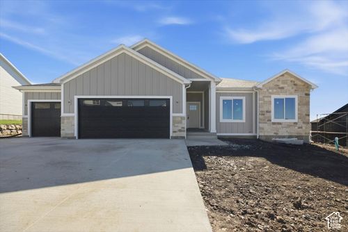 63-1140 E 160 N, Hyde Park, UT, 84318-4804 | Card Image