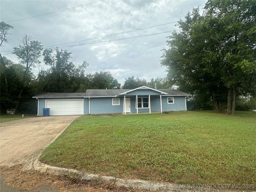 400 Cherokee Ave, Hartshorne, OK, 74547-2216 | Card Image