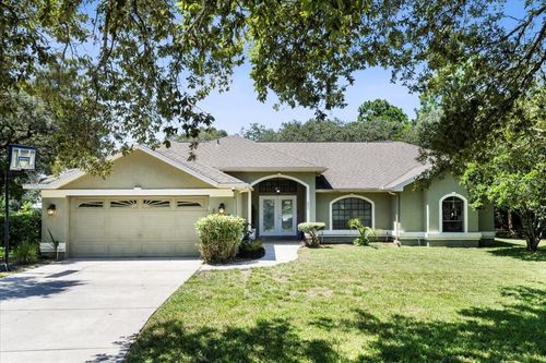 211 Forest Wood Court, SPRING HILL, FL, 34609 | Card Image