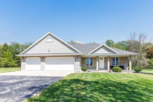 5543 River Oaks Drive, Rockland, WI, 54115 | Card Image