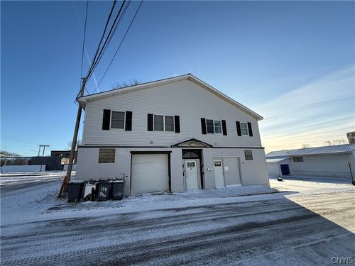 108 Ball St, East Syracuse, NY, 13057-2563 | Card Image