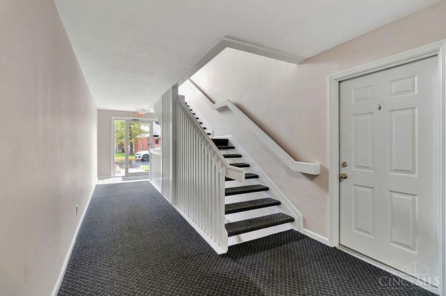 3950 Olde Savannah Dr, Condo with 2 bedrooms, 2 bathrooms and null parking in Colerain Twp OH | Image 4