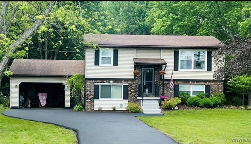 6520 Sheetram Rd, Lockport, NY, 14094-7962 | Card Image
