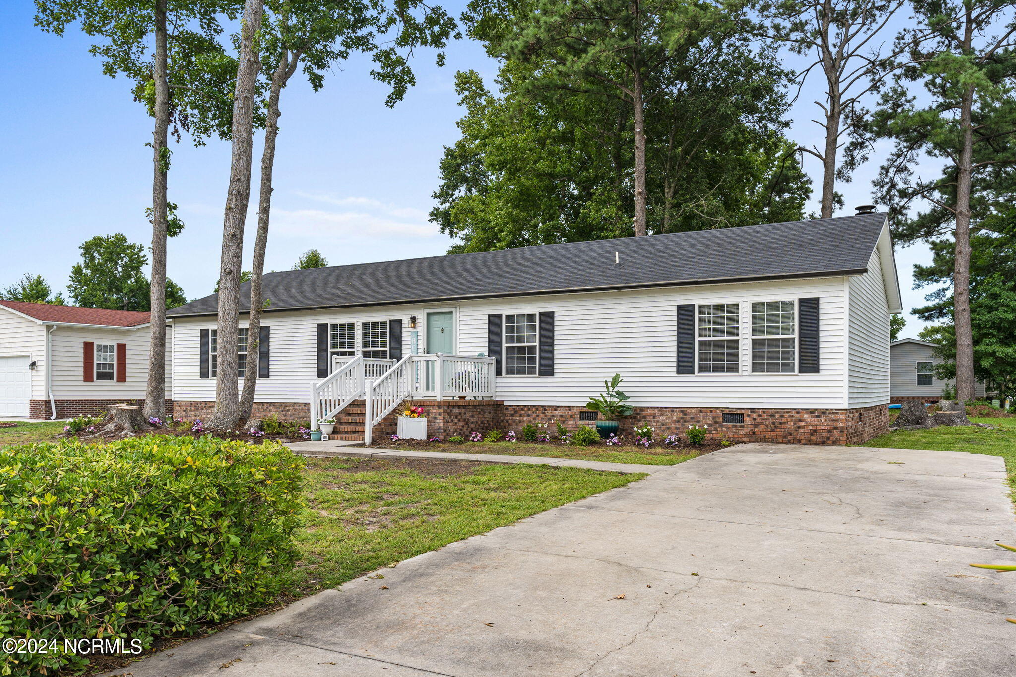 Captains Ct, Carolina Shores, NC 28467
