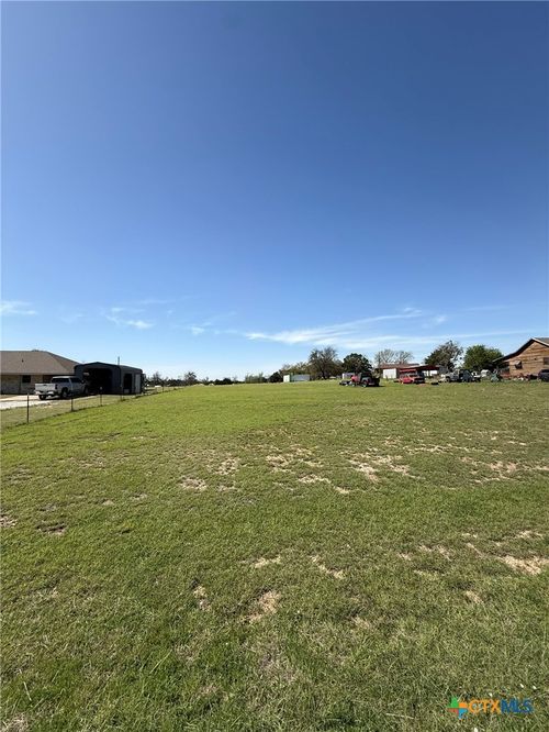 202 Wood Holw, Gatesville, TX, 76528-4911 | Card Image