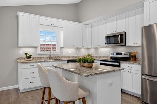 5 River Oak Dr, STAUNTON, VA, 24401 | Card Image
