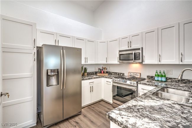 2073 - 7450 S Eastern Ave, Condo with 2 bedrooms, 2 bathrooms and null parking in Las Vegas NV | Image 14