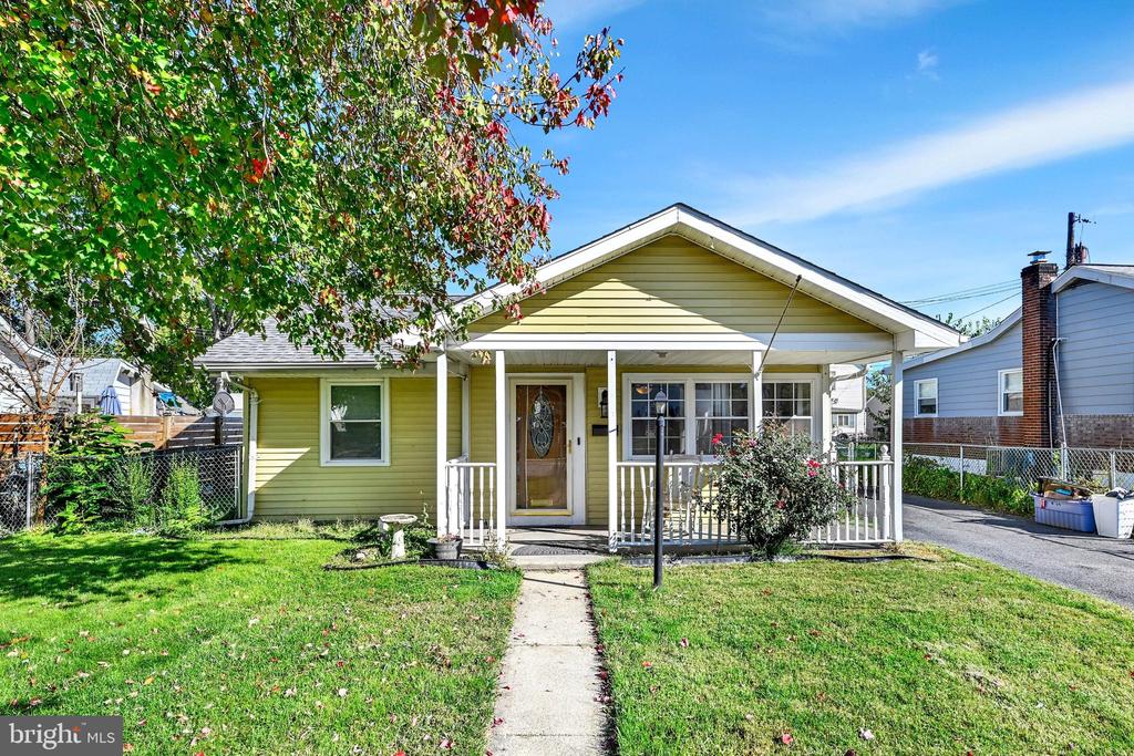 1007 Fuselage Ave, For Sale in Middle River - eXp Realty