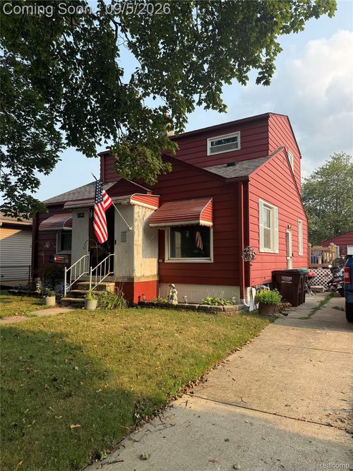 21945 Roosevelt St, Rockwood, MI, 48173-1132 | Card Image