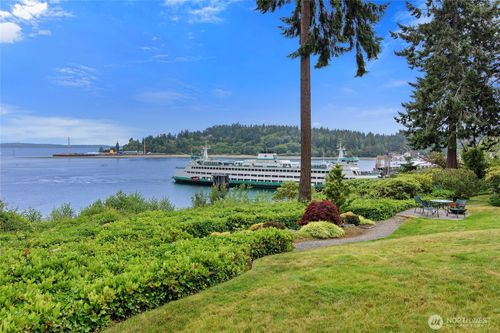 unit-104-965 Winslow Way E, Bainbridge Island, WA, 98110-2433 | Card Image