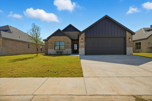 1115 N 6th St, Wolfforth, TX, 79382-2285 | Card Image