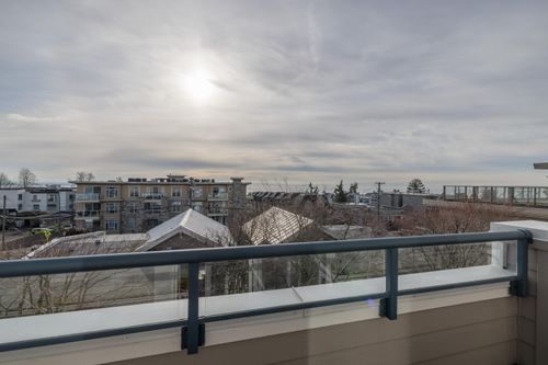 7-15161 Prospect Ave, White Rock, BC, V4B2B8 | Card Image