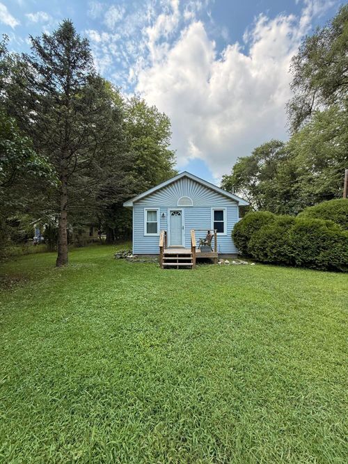 1738 S Fairbanks St, Griffith, IN, 46319-3316 | Card Image