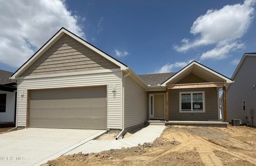 5037 Easton Dr, Oregon, OH, 43616-3024 | Card Image