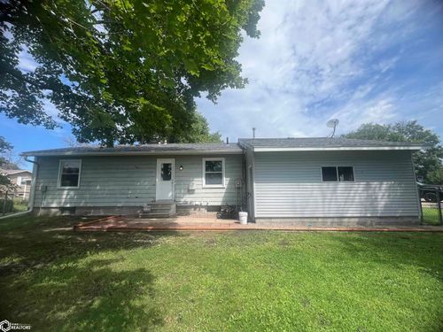 100 Circle Dr, Dakota City, IA, 50529-5093 | Card Image