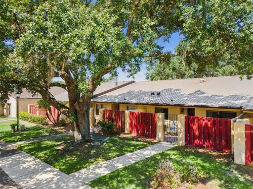 664 Clubhouse Rd, Winter Haven, FL, 33884-1212 | Card Image