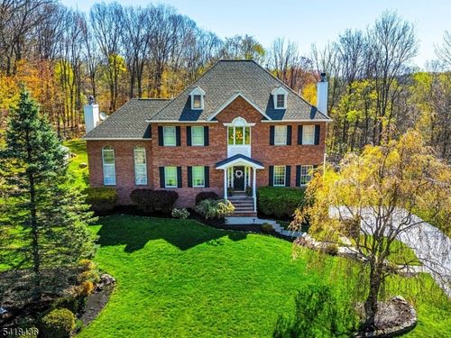 5 Crestview Ln, Sparta, NJ, 07871-3860 | Card Image