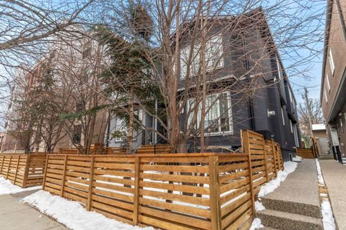 2-123 12 Ave Nw, Calgary, AB, T2M0C4 | Card Image