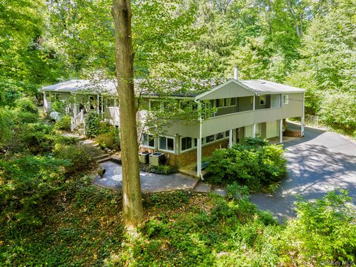 29 Tiffany Rd, Oyster Bay, NY, 11771-1907 | Card Image